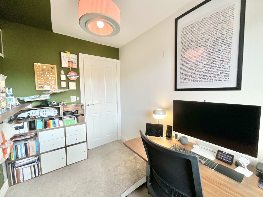 Fell Avenue, Newcastle, ST5