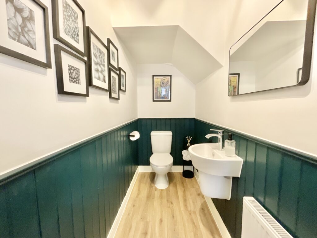 Fell Avenue, Newcastle, ST5