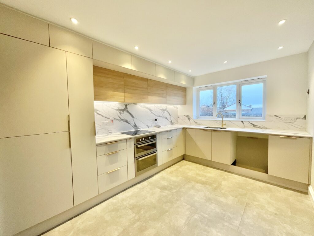 Kirkland Lane, Stoke-On-Trent, ST4