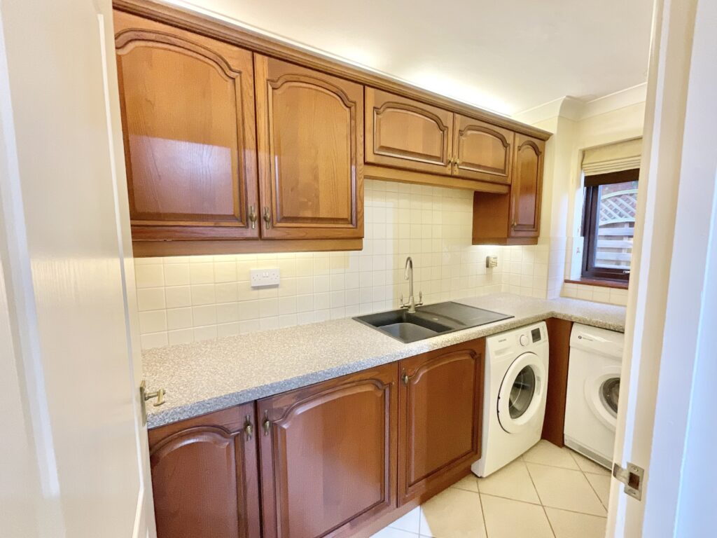 Sheridan Way, Stone, ST15