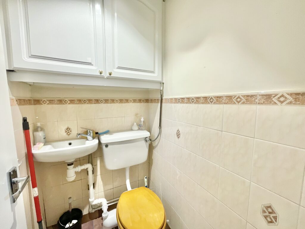 The Green, Barlaston, ST12