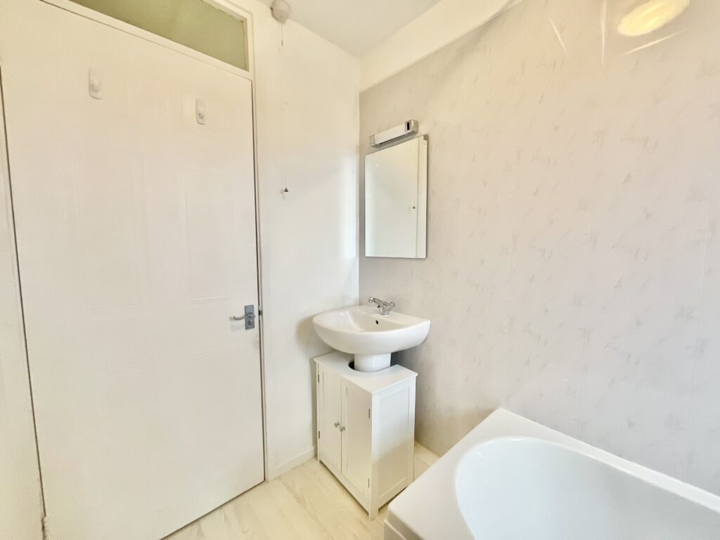 Kingsland Road, Stone, ST15