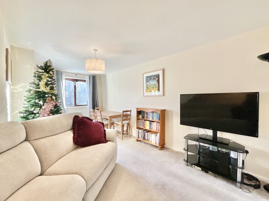 Kingsland Road, Stone, ST15