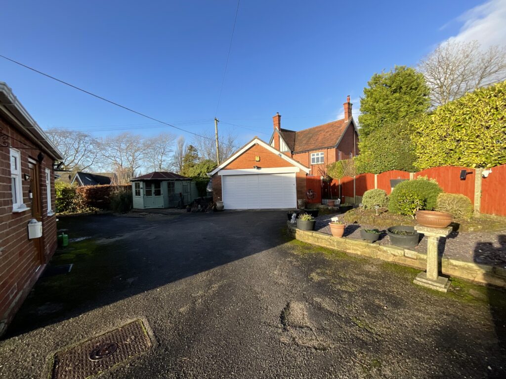 The Green, Barlaston, ST12