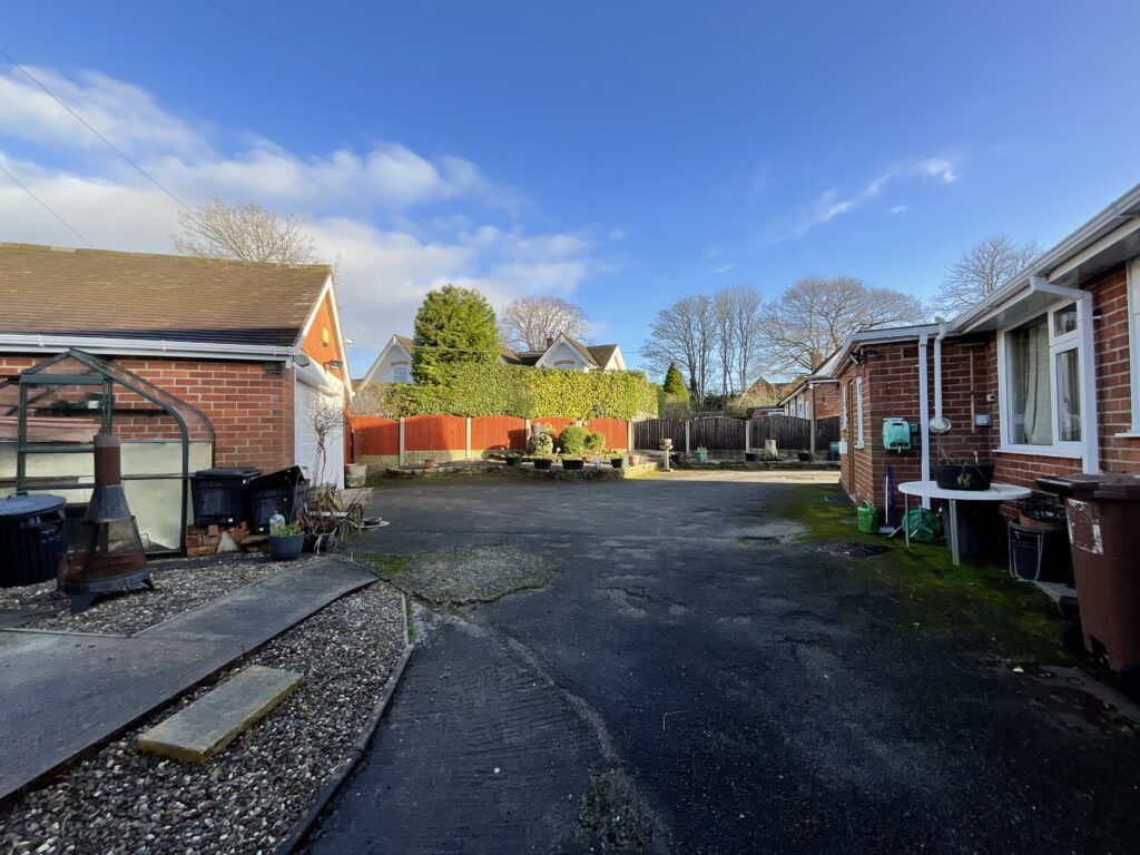 The Green, Barlaston, ST12