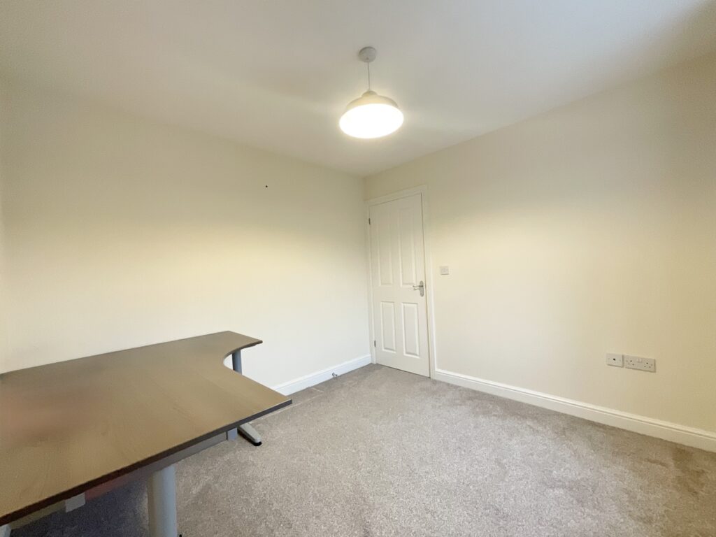 Elm Close, Great Haywood, ST18