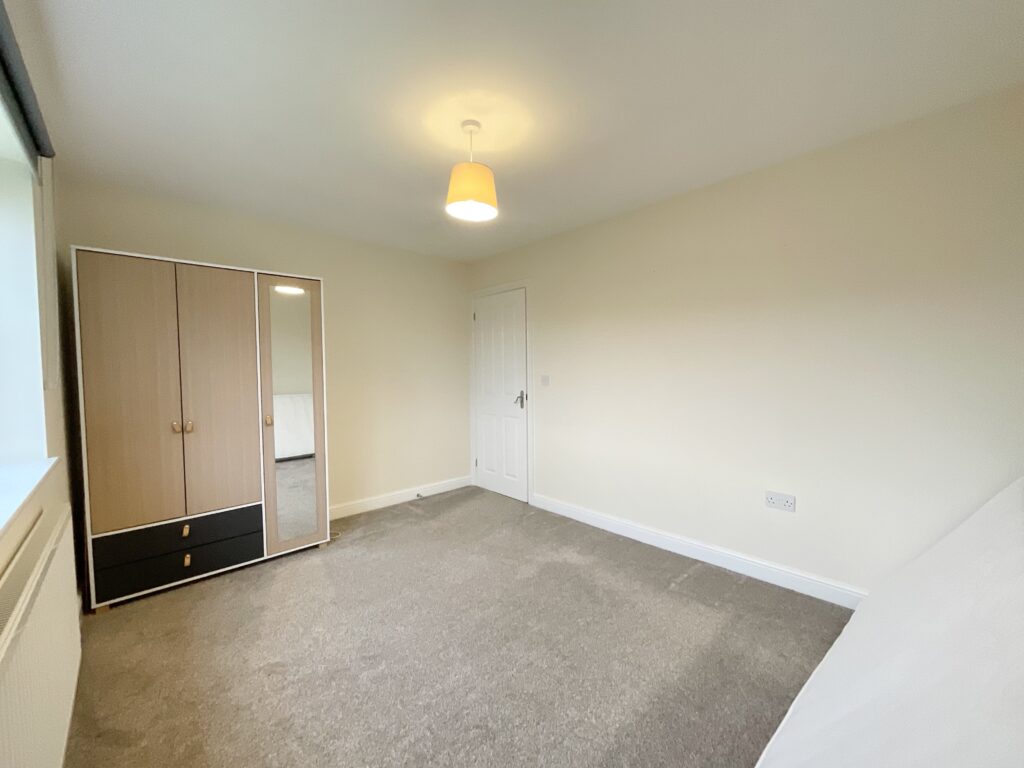 Elm Close, Great Haywood, ST18