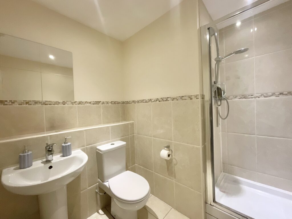 Elm Close, Great Haywood, ST18