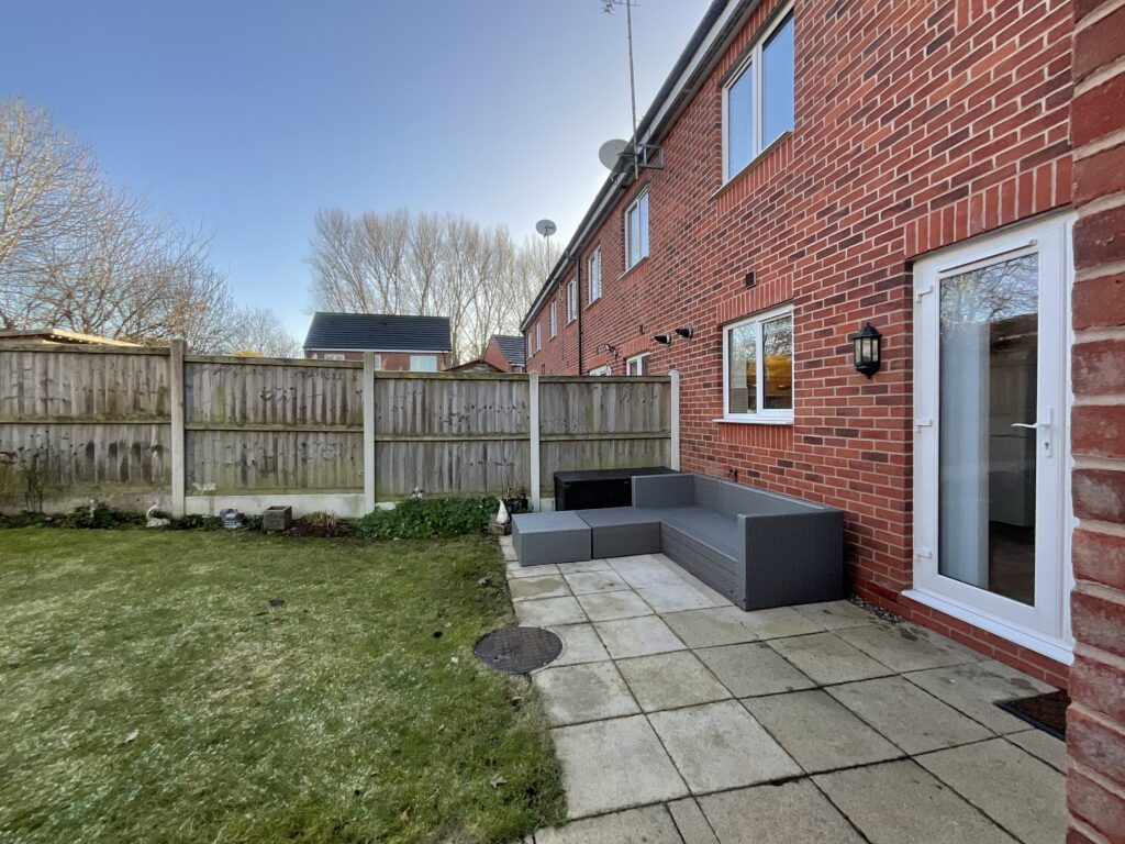 Candler Drive, Stone, ST15