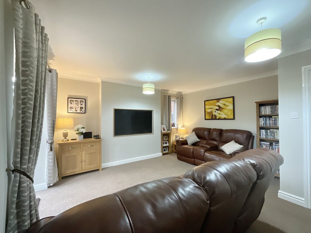 Huntersfield, Shavington, CW2