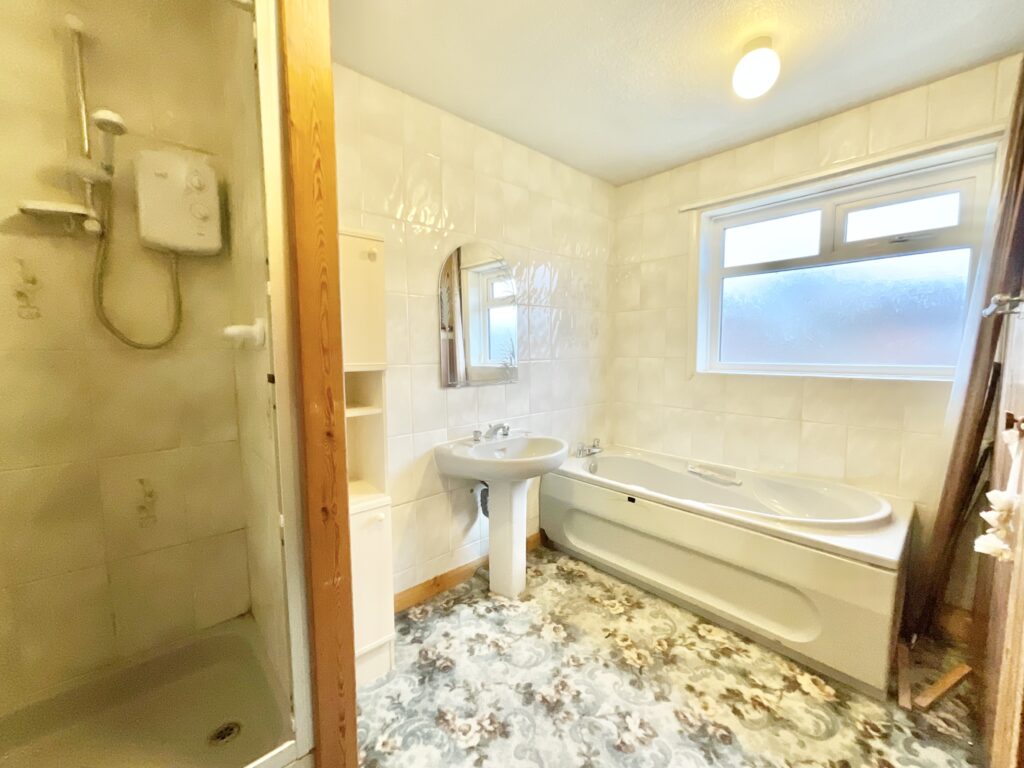 Walleys Drive, Newcastle, ST5