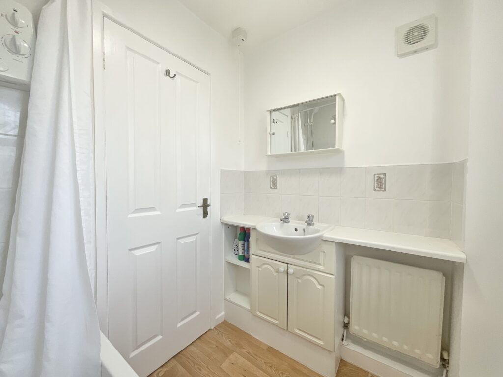 Lambourn Drive, Leighton, CW1