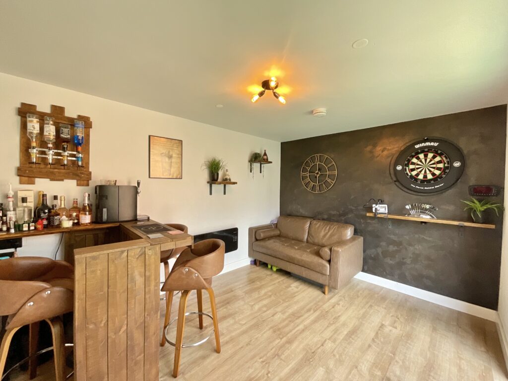 Harold Hines Way, Stoke-On-Trent, ST4