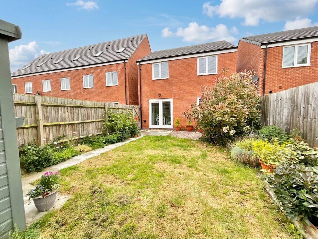 Larch Drive, Sandbach, CW11