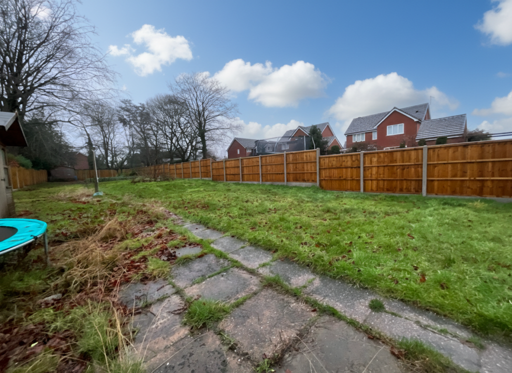 Uttoxeter Road, Blythe Bridge, ST11