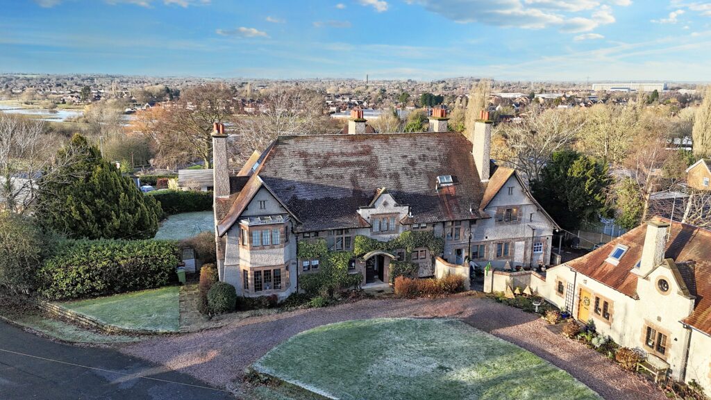 Radford Rise, The Shawms Radford Rise, ST17