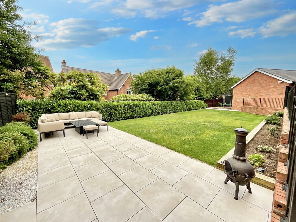 Chiltern Close, Weston, CW2