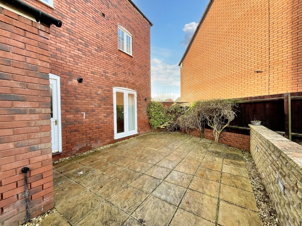 Cressey Close, Stone, ST15