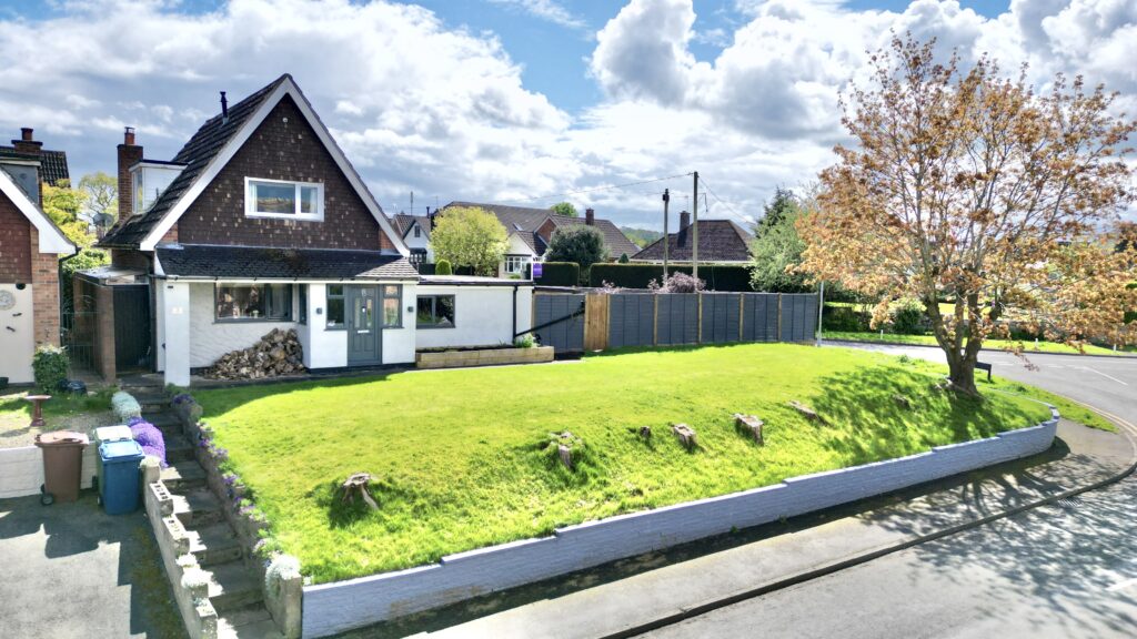 Corner Ways, Derrington, ST18