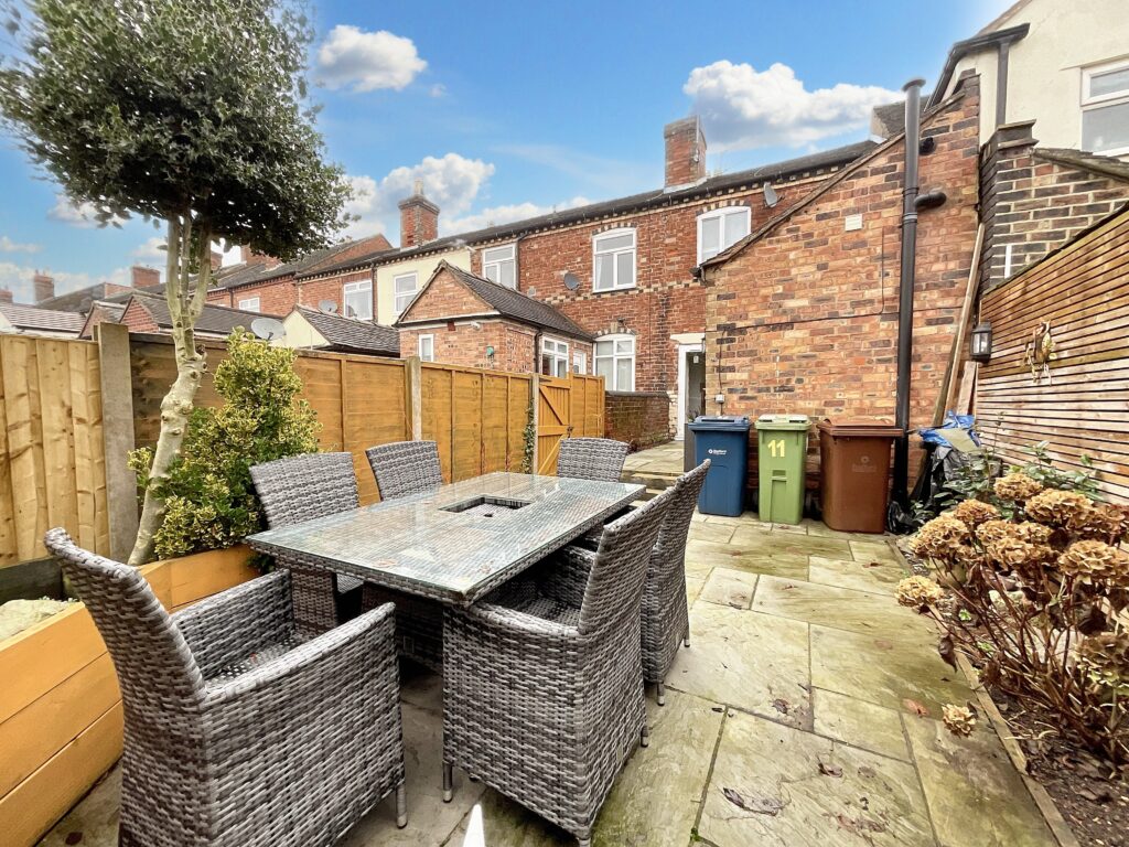 Victor Street, Stone, ST15