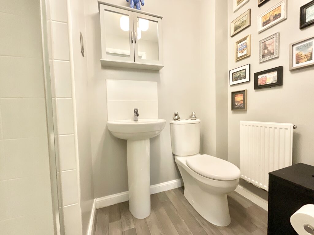 Hollingworth Close, Yarnfield, ST15