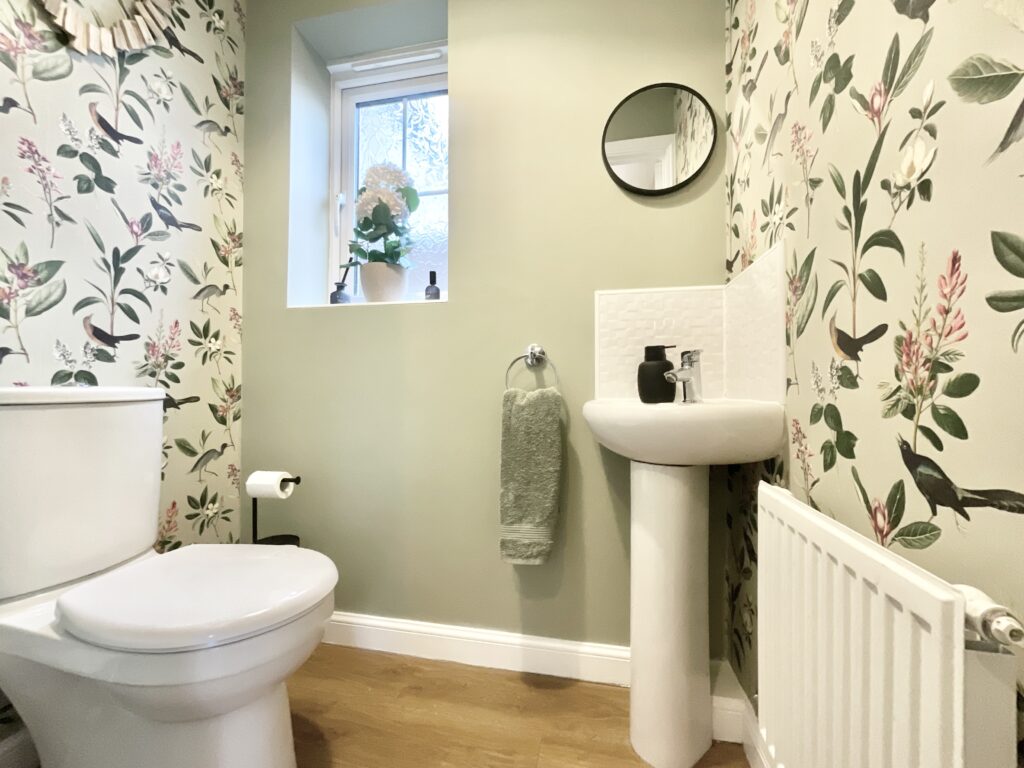 Hollingworth Close, Yarnfield, ST15