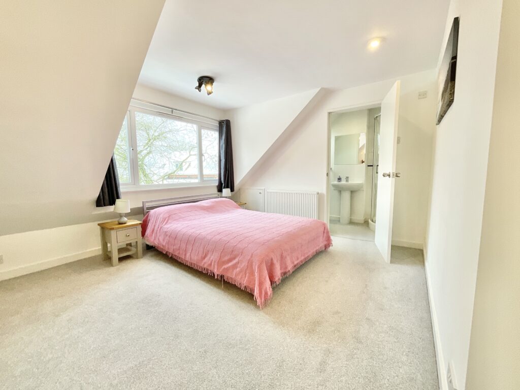 Ranton, Stafford, ST18