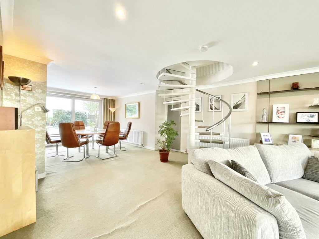 Ranton, Stafford, ST18