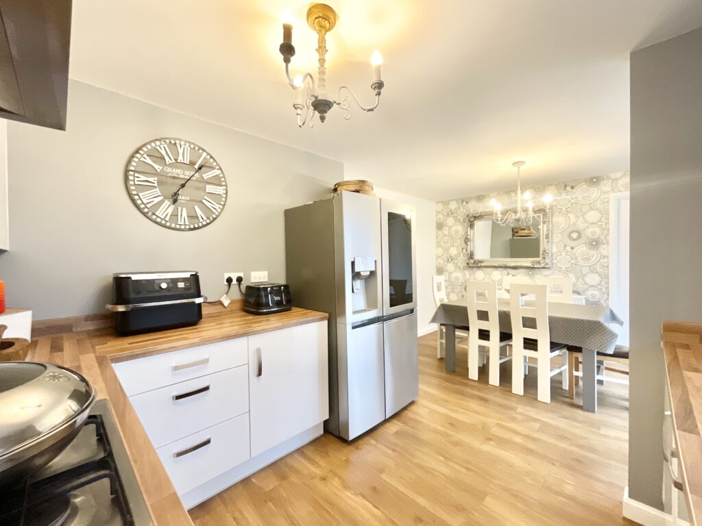 Hollingworth Close, Yarnfield, ST15