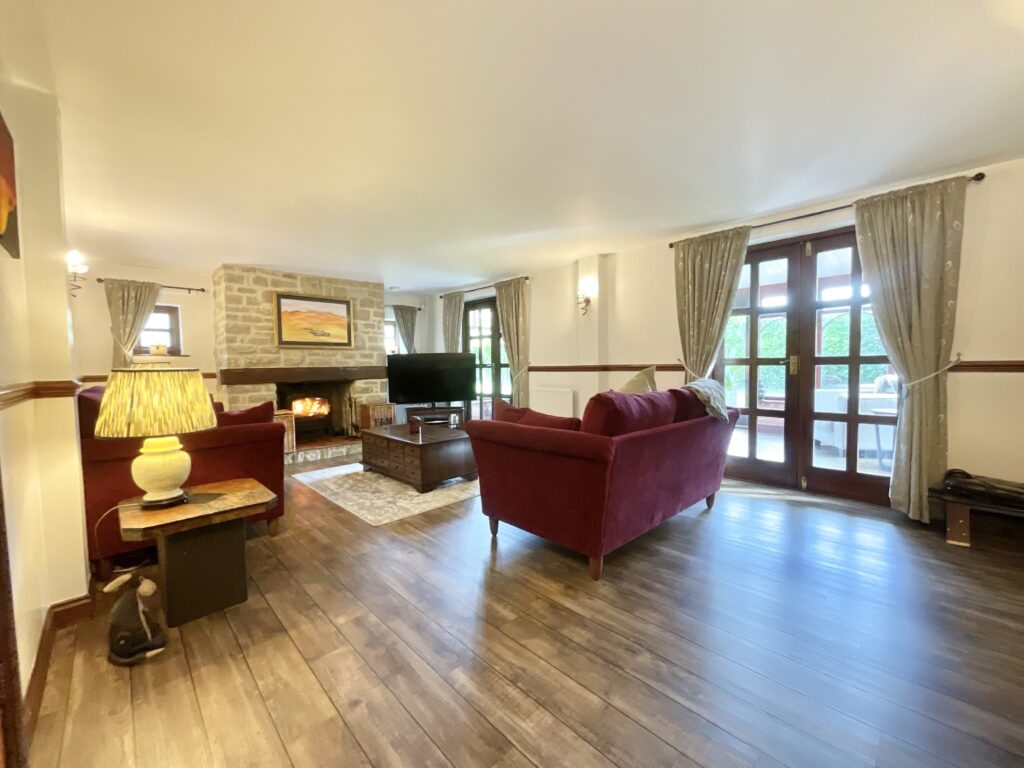 Moss Lane, Hilderstone, ST15