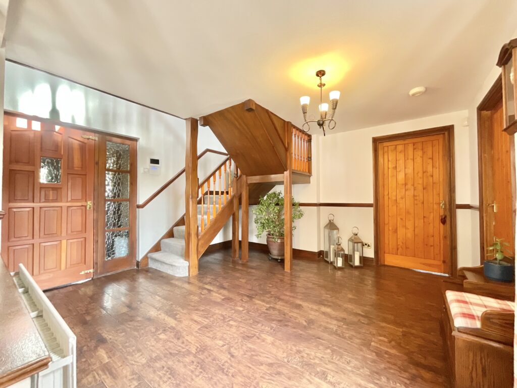 Moss Lane, Hilderstone, ST15