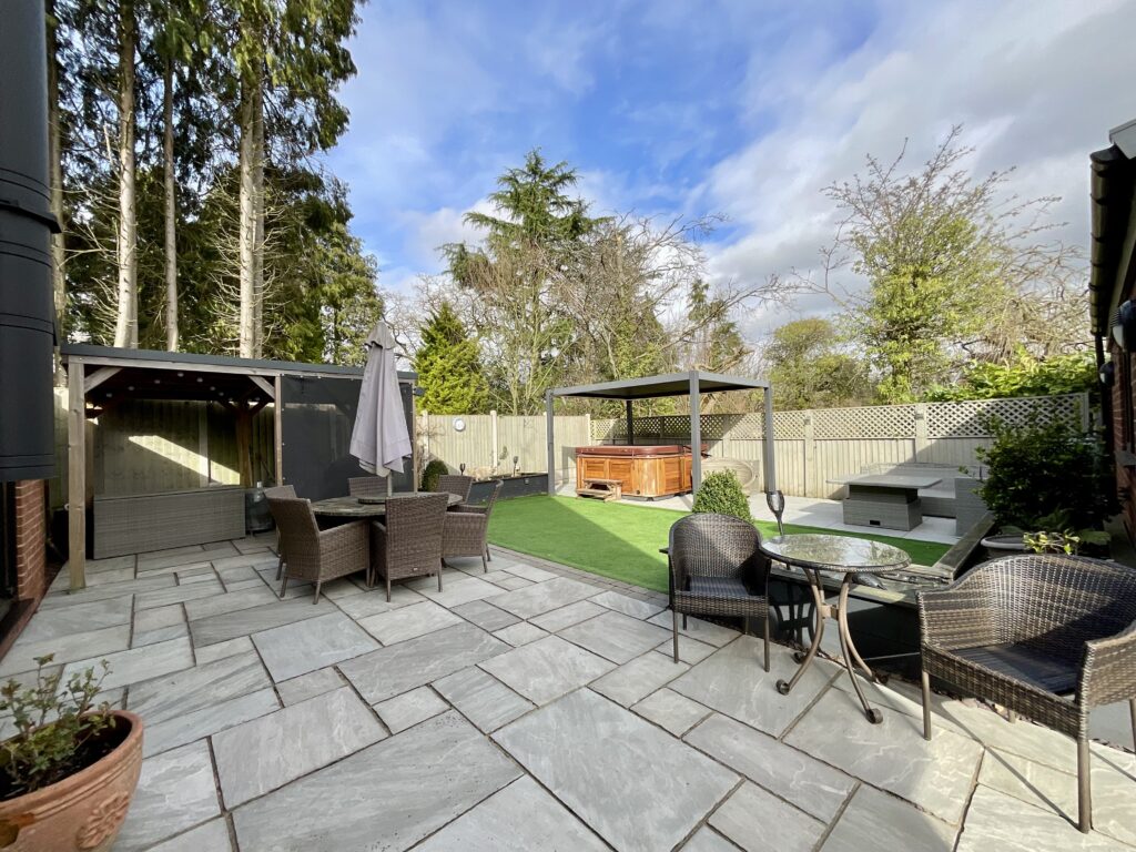 Eastwick Crescent, Stoke-On-Trent, ST4