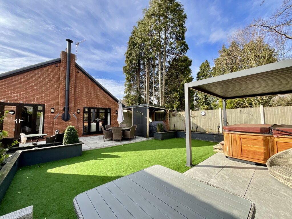 Eastwick Crescent, Stoke-On-Trent, ST4