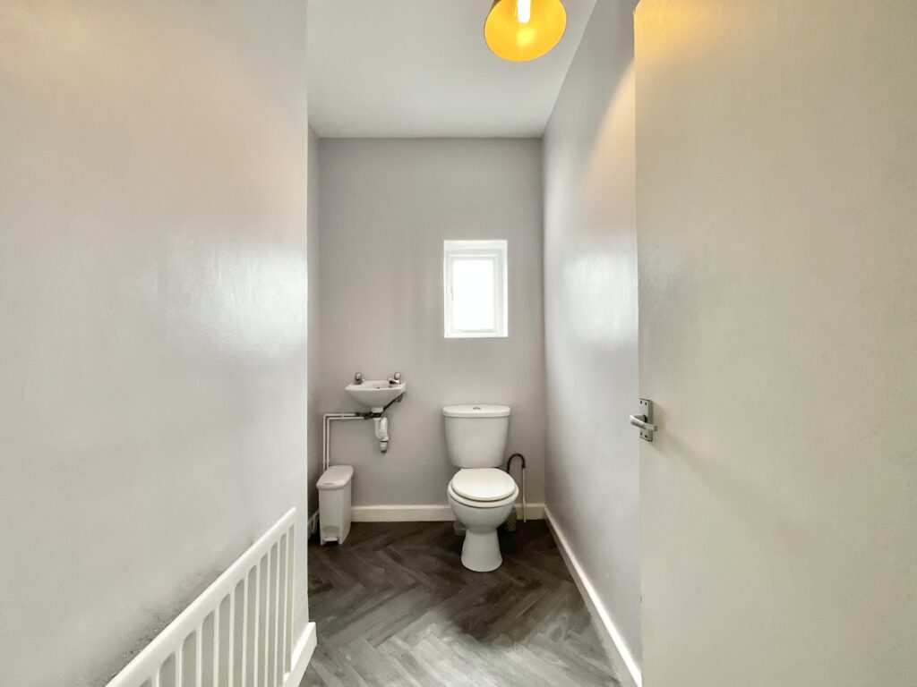 Queen Street, Cheadle, ST10