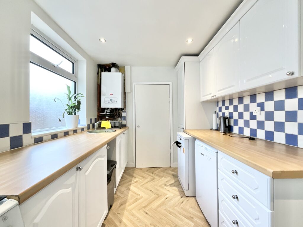 Queen Street, Cheadle, ST10