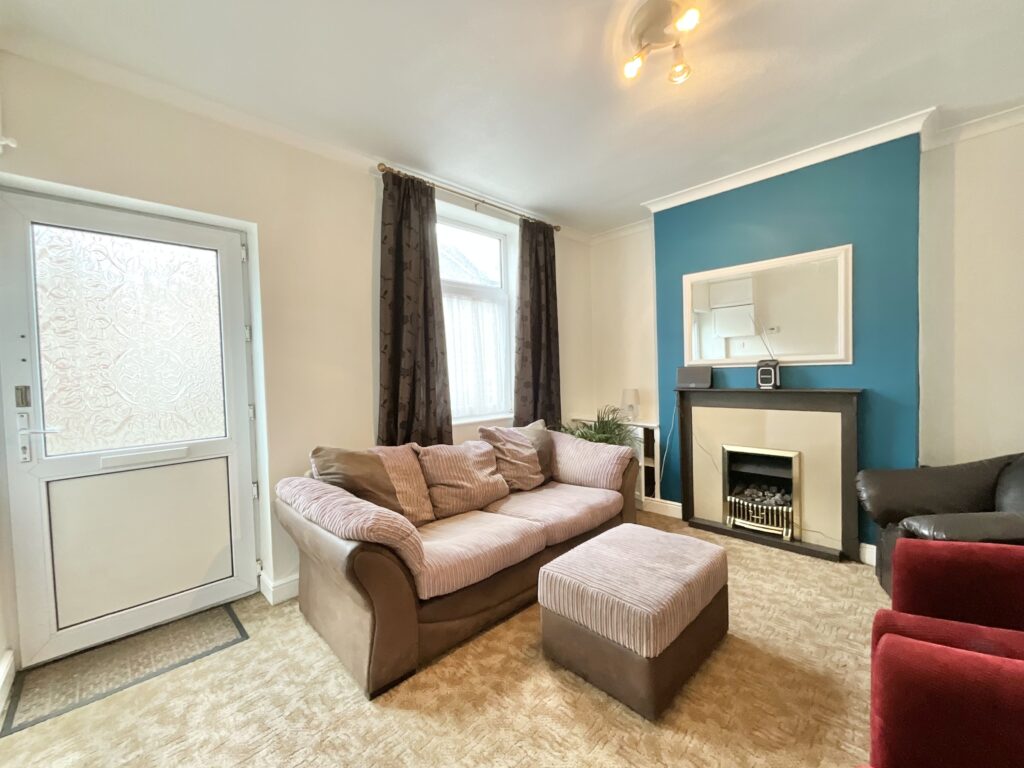 Queen Street, Cheadle, ST10