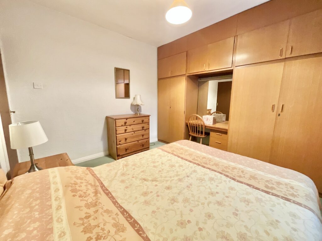 New Inn Lane, Stoke-On-Trent, ST4