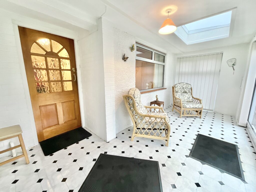 New Inn Lane, Stoke-On-Trent, ST4