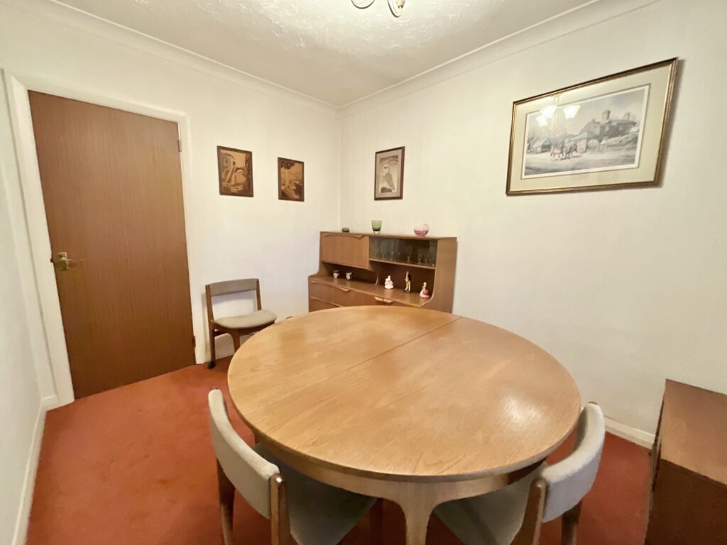 New Inn Lane, Stoke-On-Trent, ST4