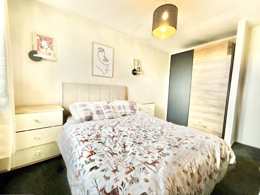 Farnworth Road, Stoke-On-Trent, ST3