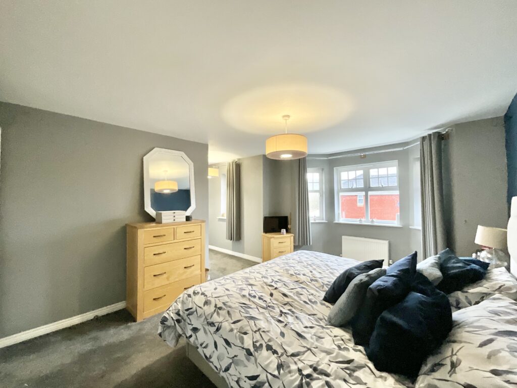 Balmoral Drive, Cheadle, ST10