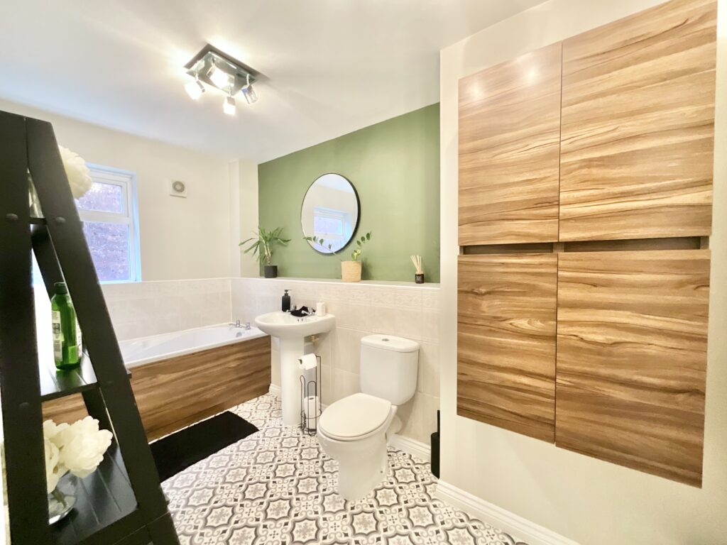 Balmoral Drive, Cheadle, ST10