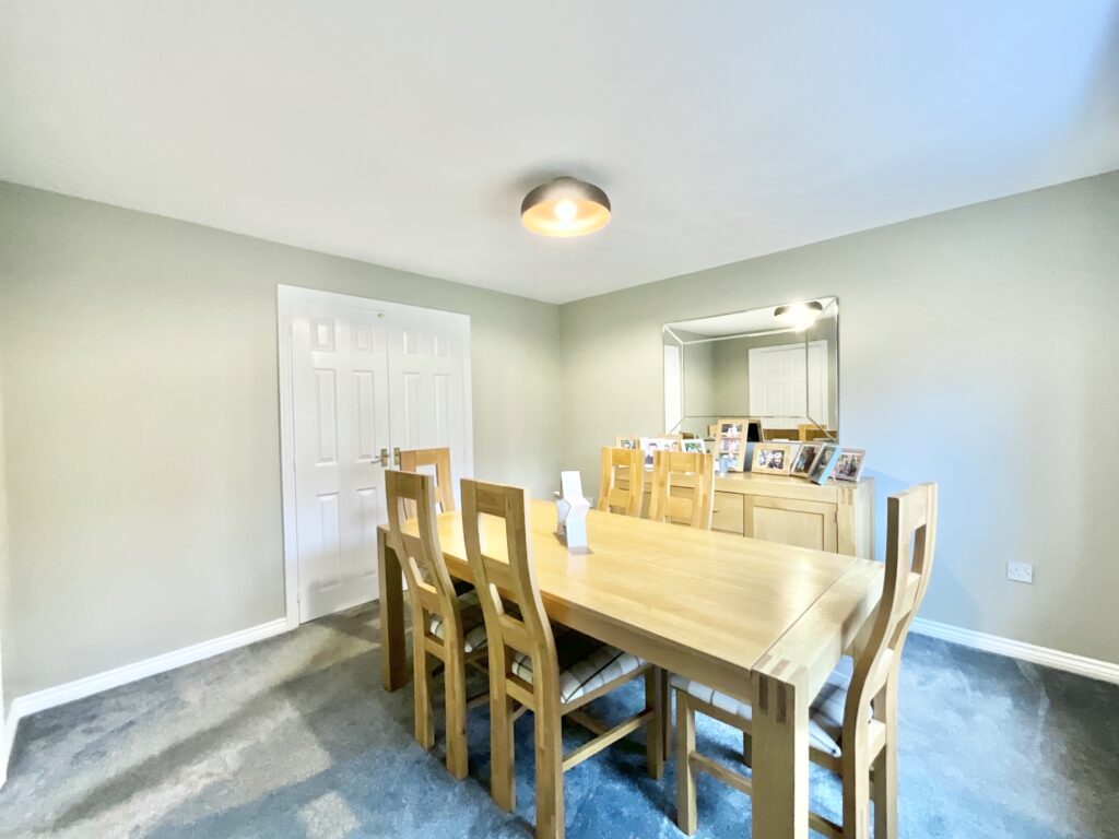 Balmoral Drive, Cheadle, ST10