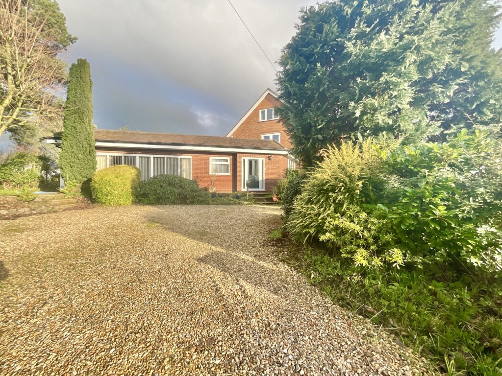 Ranton, Stafford, ST18