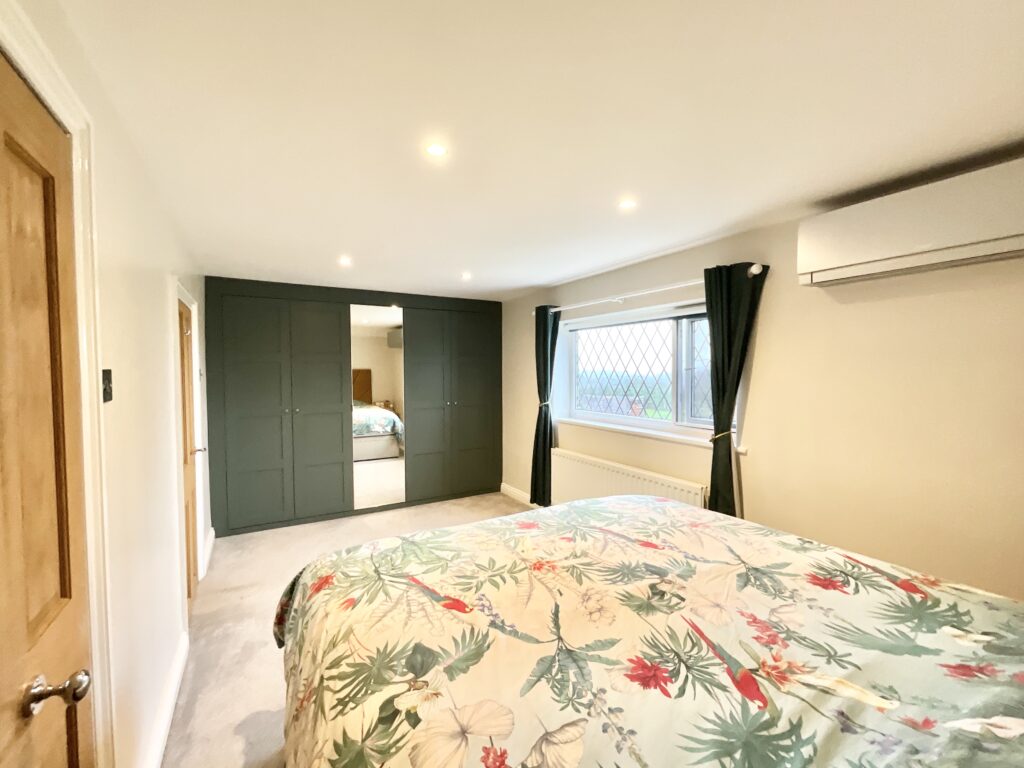 Ridding Bank, Hanchurch, ST4