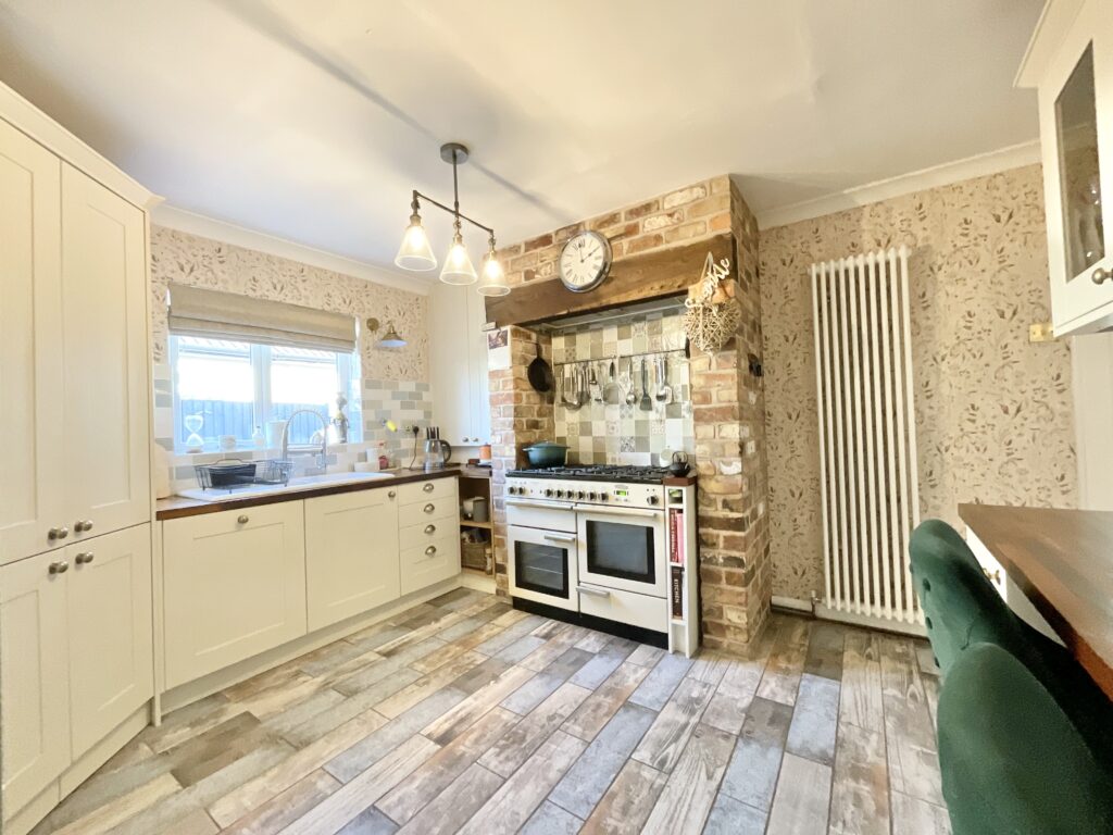 Weston Lane, Basford, CW2