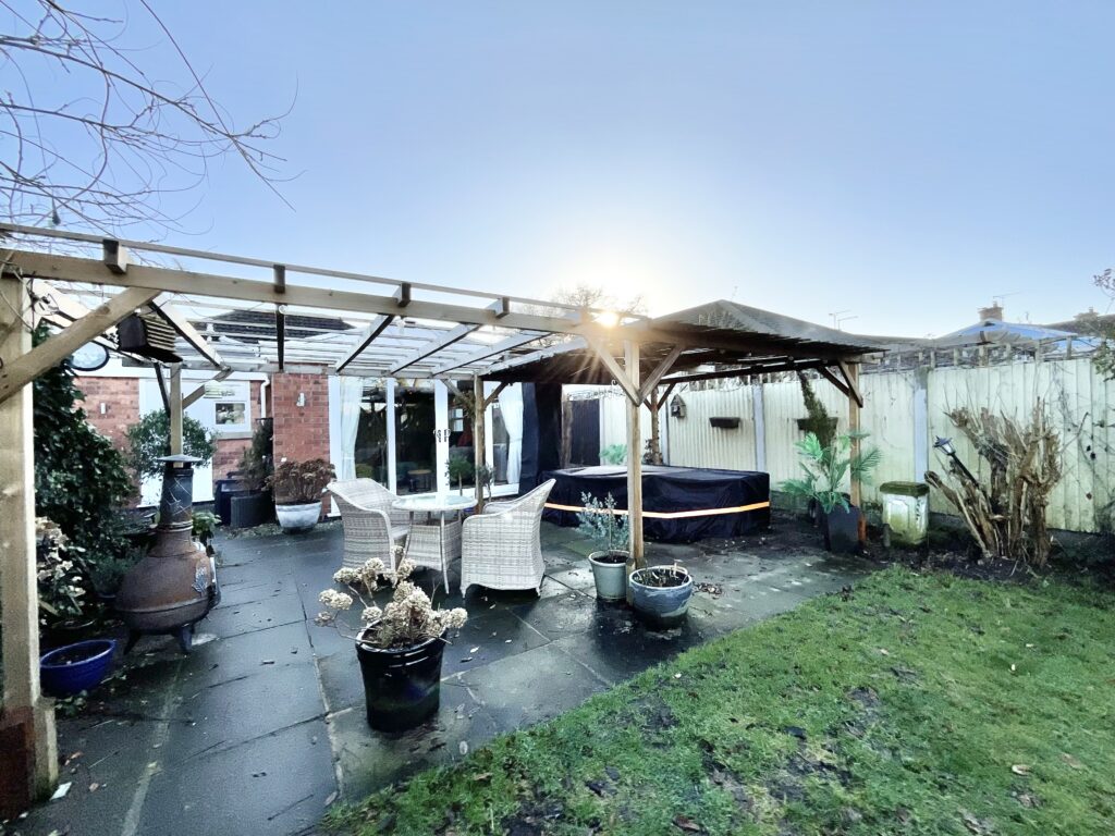 Weston Lane, Basford, CW2