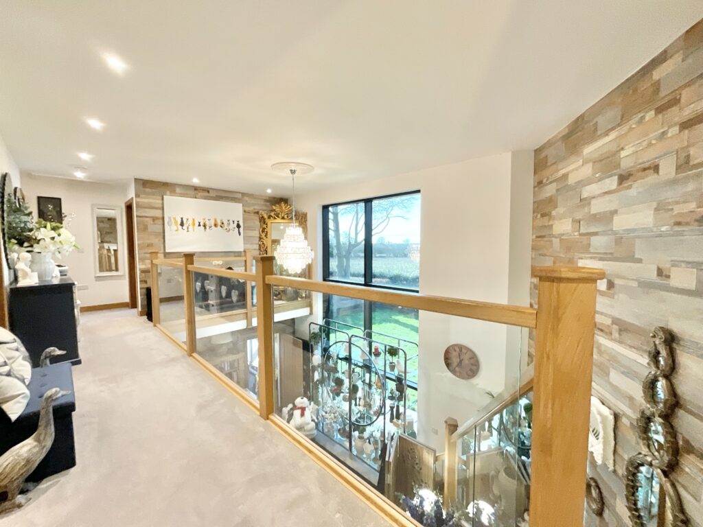 Wrenbury Road, Aston, CW5