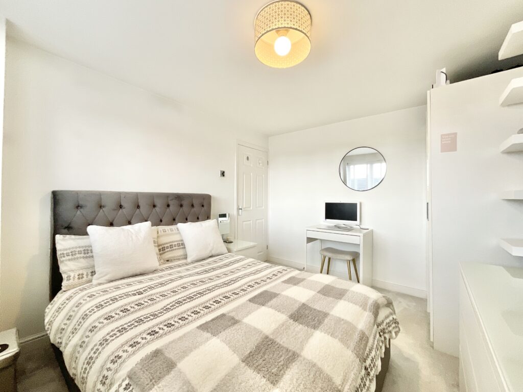 Redhill, Stafford, ST16