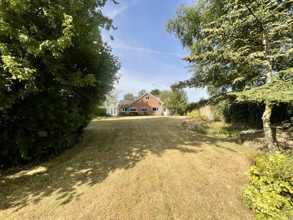 Coton, Milwich, ST18